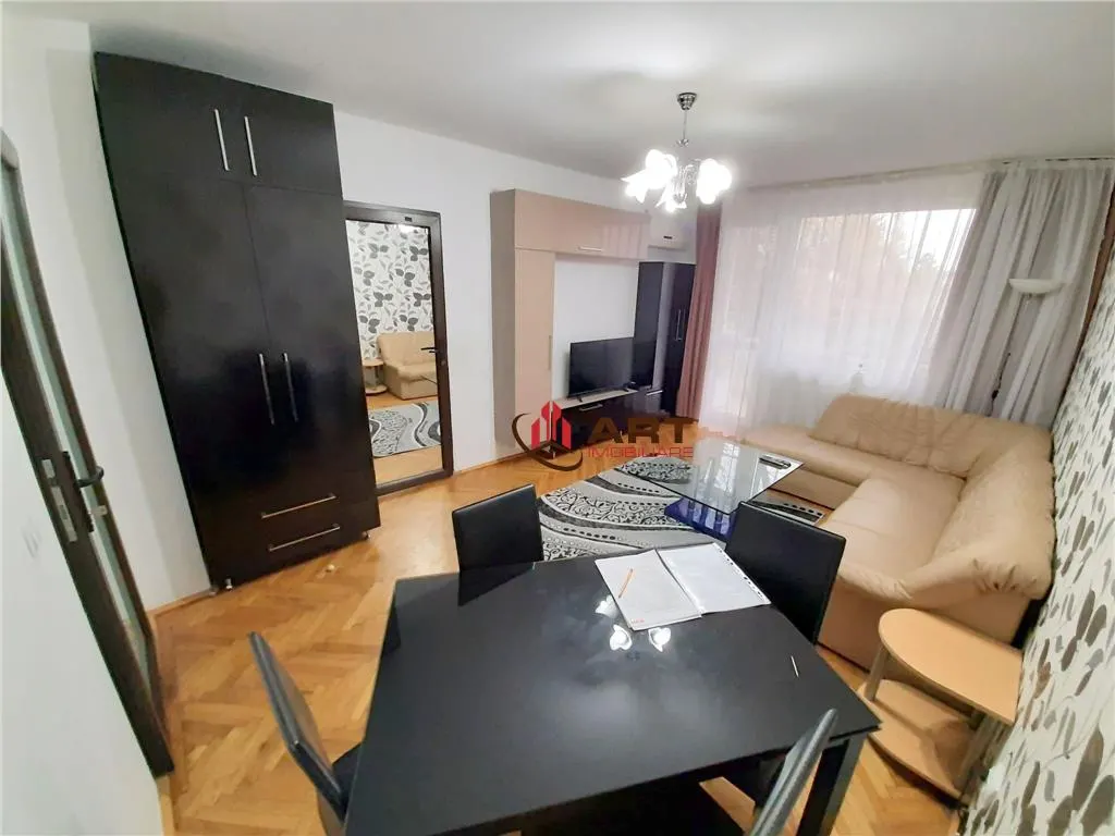3 camere, 70 mp, decomandat, mobilat modern, garaj, in Andrei Muresanu - foto 1