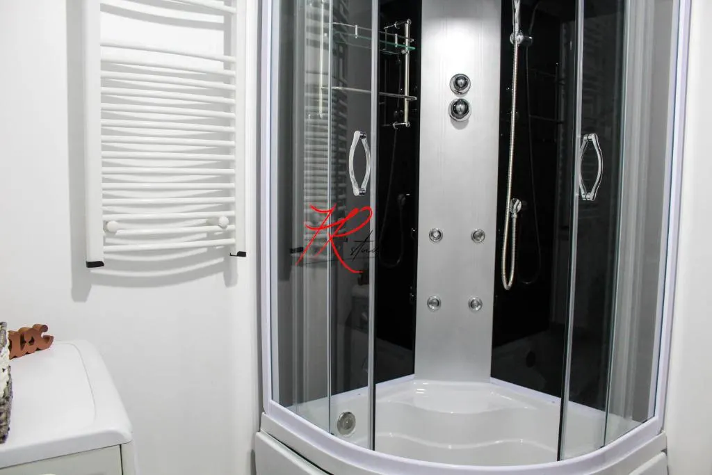 Vanzare vila cu spati comerciale si apartamente, ideal afacere - foto 7