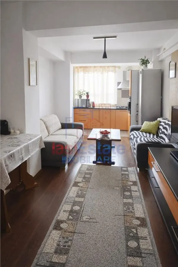 Apartament cu 2 camere complet utilat si mobilat - foto 4
