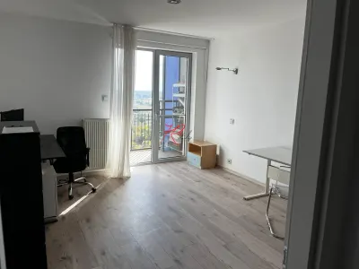 Inchiriere apartament 3 camere Vacaresti - foto 5