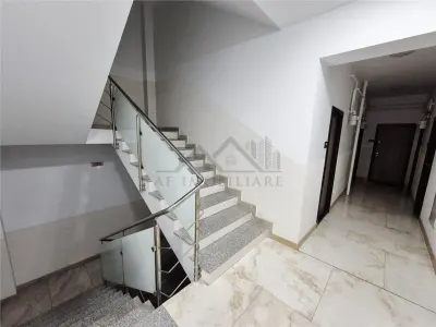 Apartament cu 3 camere de vanzare - foto 14