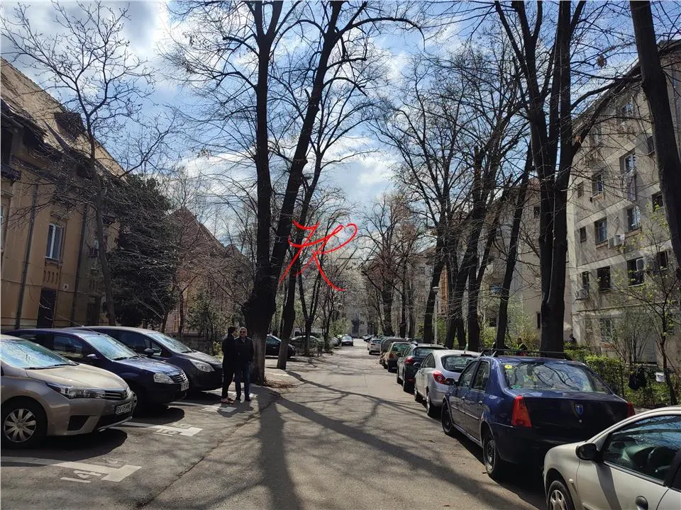 Vanzare apartament 3 camere Alba Iulia, cu CT - foto 1