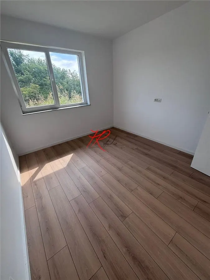 Vanzare casa corbeanca - foto 11