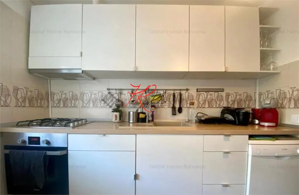 Vanzare apartament 4 camere in Vila Vasile Lascar, ideal hotel - foto 3