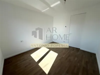 Apartament 3 camere, parcare subterana, in Ploiesti, zona Gh. Doja - foto 14