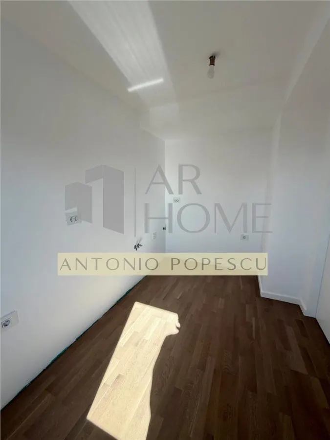 Apartament 3 camere, parcare subterana, in Ploiesti, zona Gh. Doja - foto 3