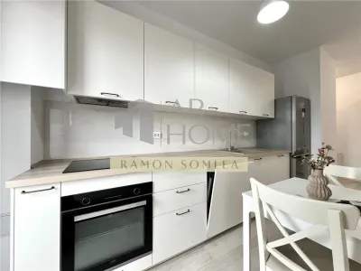 Garsoniera , de lux, parcare, zona Vest Ploiesti - Ploiesti