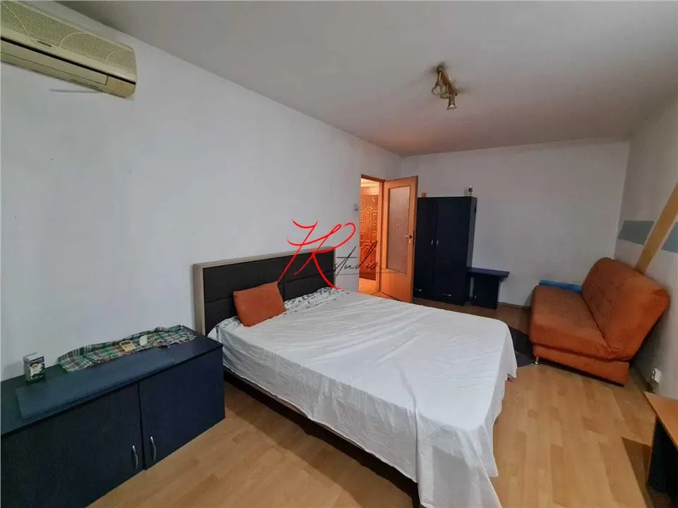 Vanzare apartament 2/3 camete Tei, mobilat - foto 4