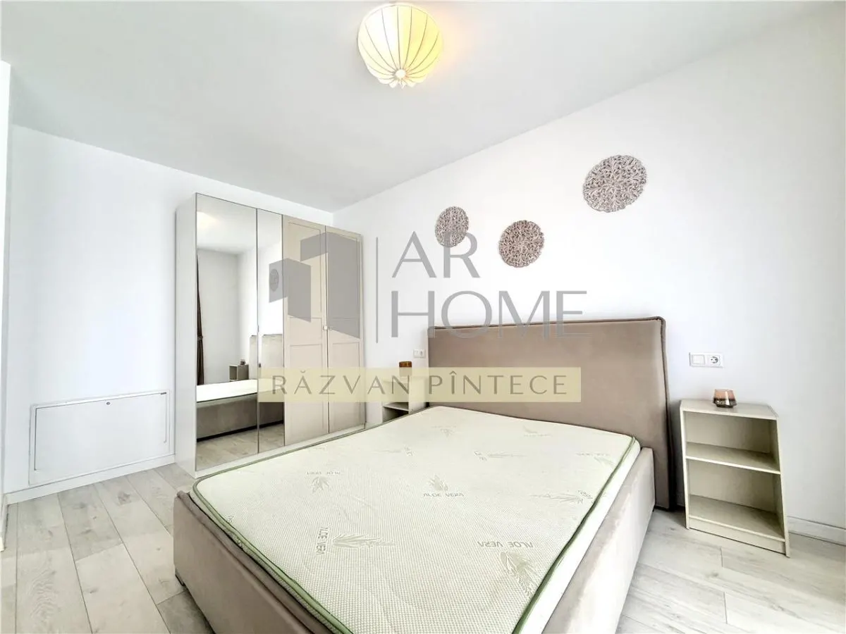 Garsoniera spatioasa, de lux, parcare, zona Vest Ploiesti - foto 4