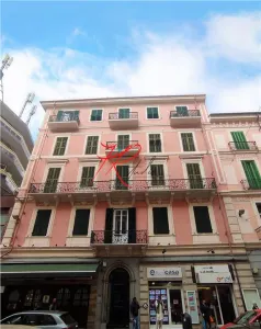 Vanzare apartament lux, in Sanremo, Italia - Bucuresti