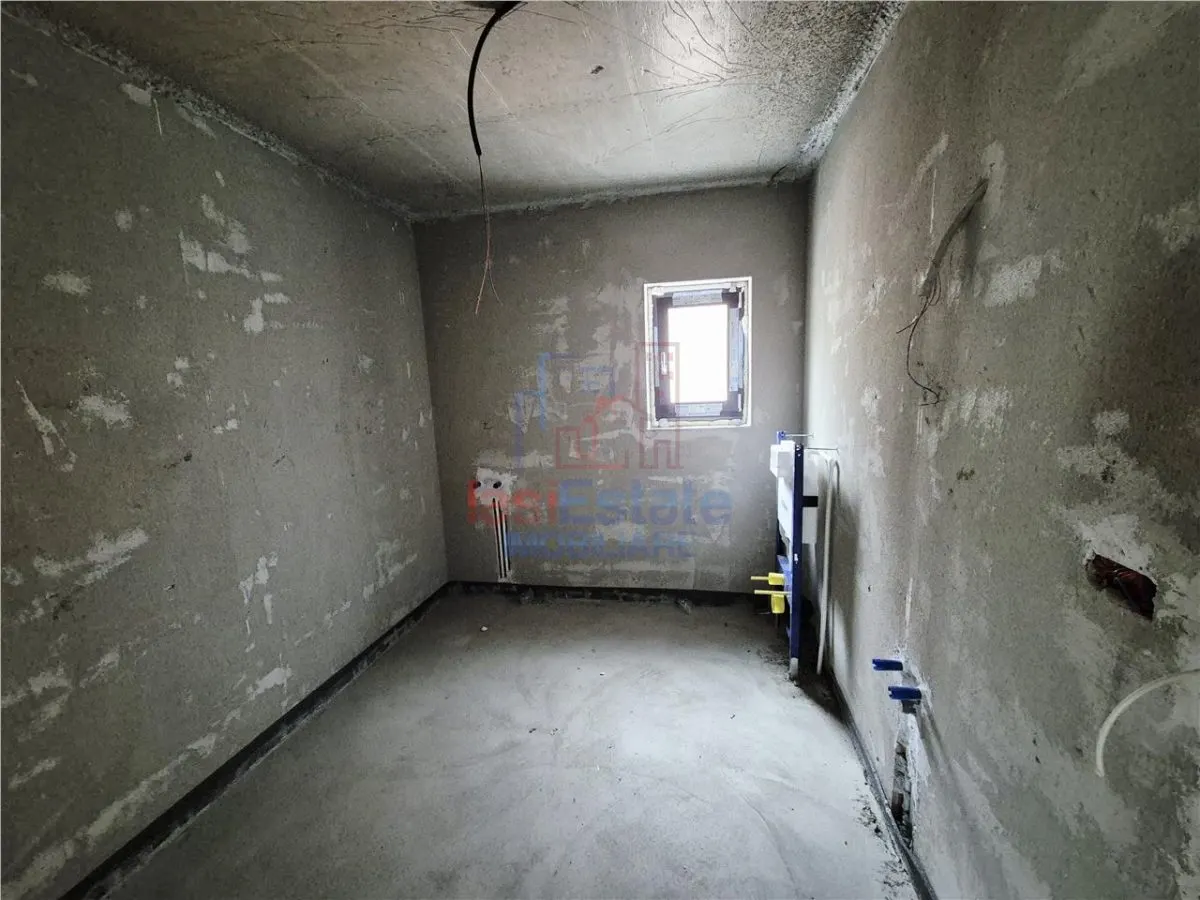 Casa de vanzare cu priveliste frumoasa - foto 7