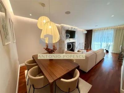 Apartament 3 camere alcatuit din 2 ap de 2 camere unite,Ploiesti,Alber - foto 3