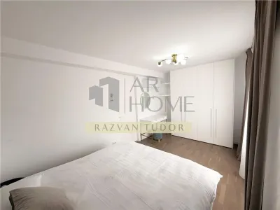 Apartament 2 camere, loc de parcare , Ploiesti, ultracentral - foto 13