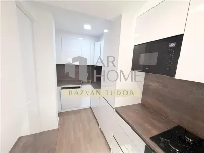 Apartament 2 camere, loc de parcare , Ploiesti, ultracentral - foto 8
