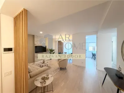 Apartament 3 camere, loc de parcare , Ploiesti, ultracentral - Ploiesti