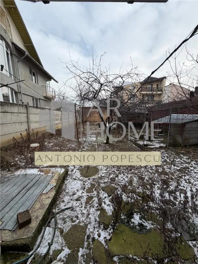Casa, anexe si teren, in Ploiesti, zona Lupeni. - foto 11