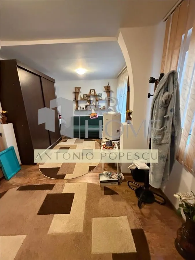 Casa, anexe si teren, in Ploiesti, zona Lupeni. - foto 3