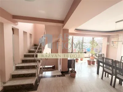 Casa 6 camere + mansarda , cu garaj , beci , Ploiesti , central - foto 15