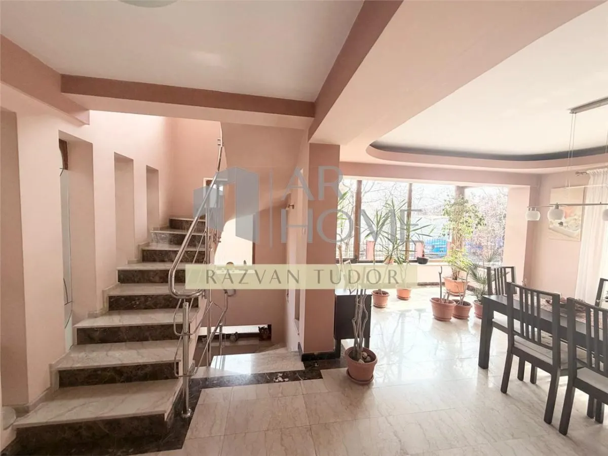 Casa 6 camere + mansarda , cu garaj , beci , Ploiesti , central - foto 15