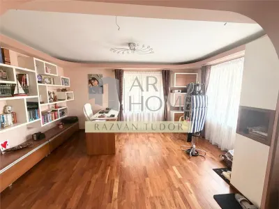 Casa 6 camere + mansarda , cu garaj , beci , Ploiesti , central - foto 6