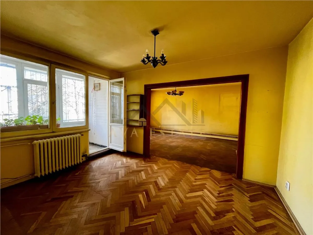 Apartament 4 camere | 99 mp | - Zona Punctele Cardinale - foto 4