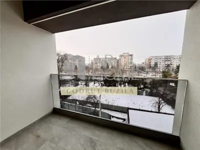 Apartament 3 camere, prima inchiriere, Ploiesti, ultracentral(Bucegi) - foto 12