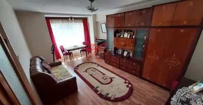 Vanzare Apartament 4 Camere Delfinului - foto 1