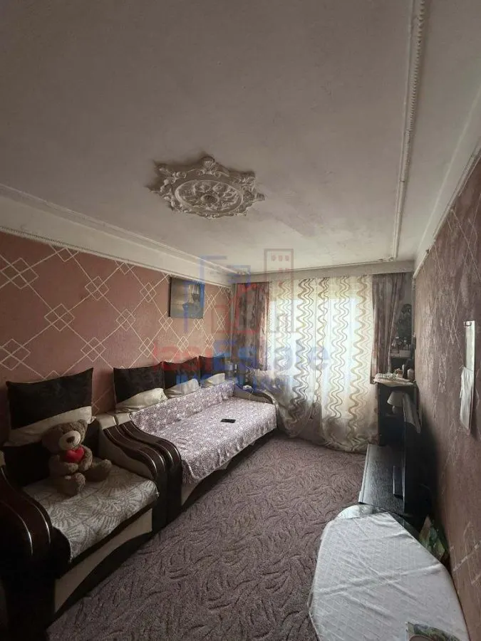 Apartament 3 camere Podu Ros - foto 1