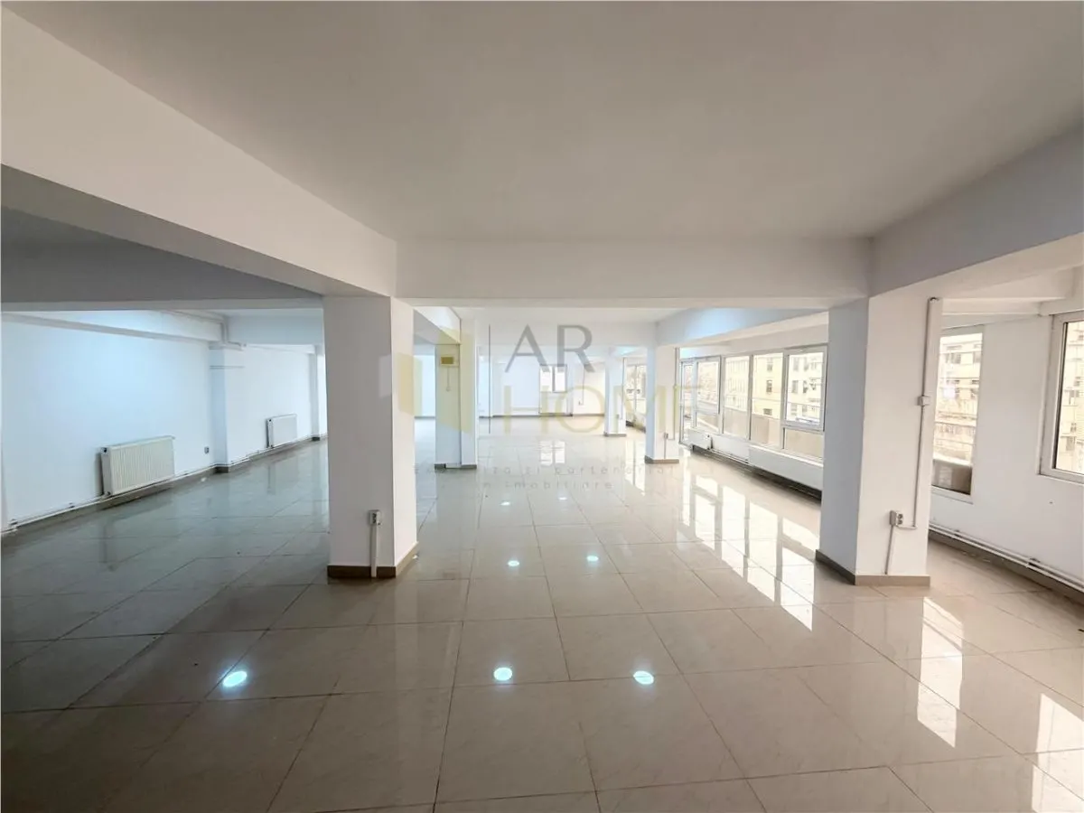 Spatiu comercial , etaj 2 , ultracentral , Ploiesti - foto 2