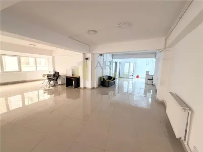 Spatiu comercial , etaj 2 , ultracentral , Ploiesti - foto 3