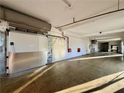 Hale industriale renovate, 500 mp, acces TIR si rampa, zona Nord Ploiesti - foto 7