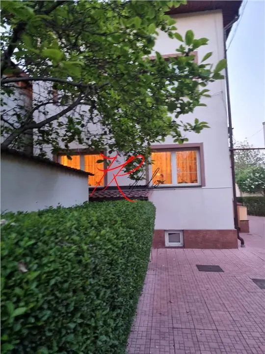 Vanzare teren cu 2 vile Tei - langa Parc - foto 5