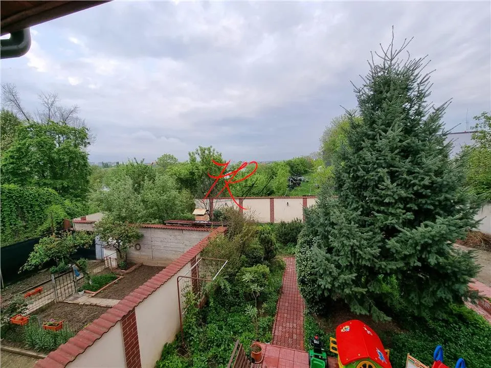 Vanzare teren cu 2 vile Tei - langa Parc - foto 6