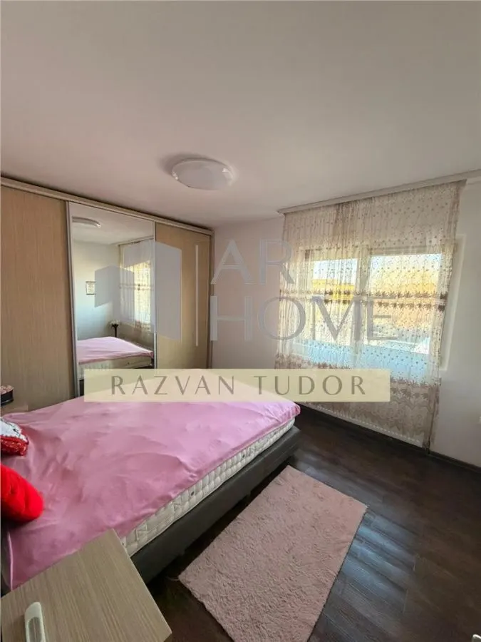Casa 5 camere , renovata 2020 cu garaj , Ploiesti , central - foto 14
