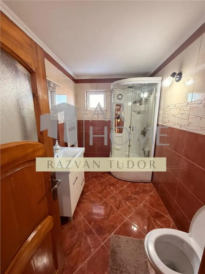 Casa 5 camere , renovata 2020 cu garaj , Ploiesti , central - foto 15