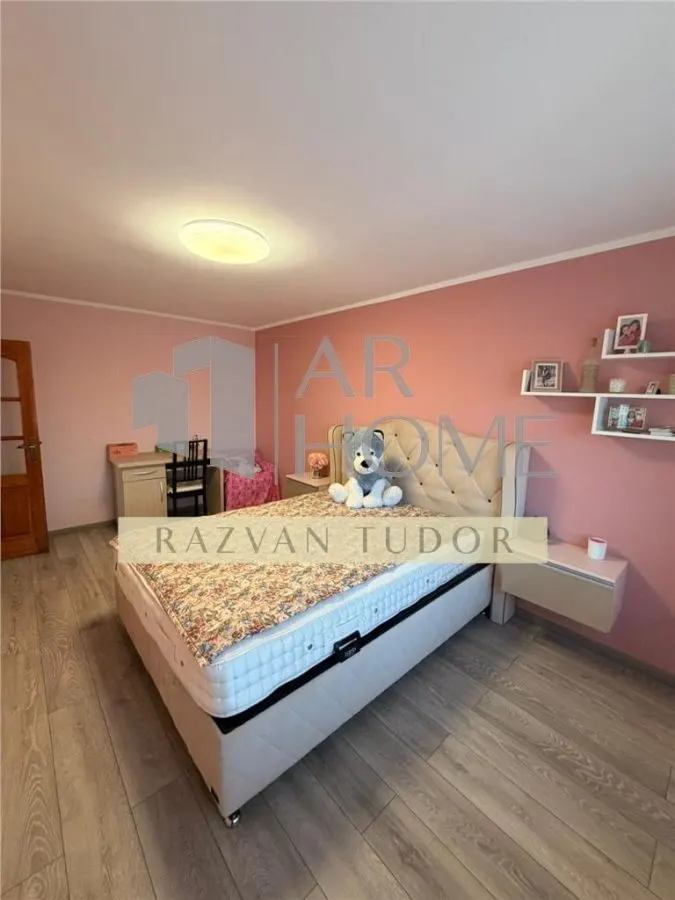 Casa 5 camere , renovata 2020 cu garaj , Ploiesti , central - foto 22