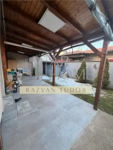 Casa 5 camere , renovata 2020 cu garaj , Ploiesti , central - foto 4