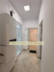 Spatiu comercial cu parcare proprie , Ploiesti, ultracentral - foto 6