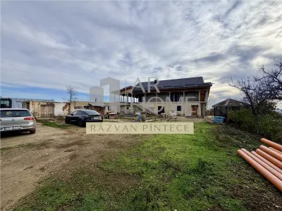 Pensiune 6 camere, teren 12713 mp, Dealul Mare, Urlati, Prahova - foto 19