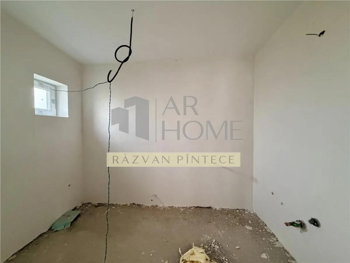 Pensiune 6 camere, teren 12713 mp, Dealul Mare, Urlati, Prahova - foto 7