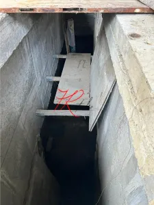 Vând casa bătrânească demolabila - foto 2