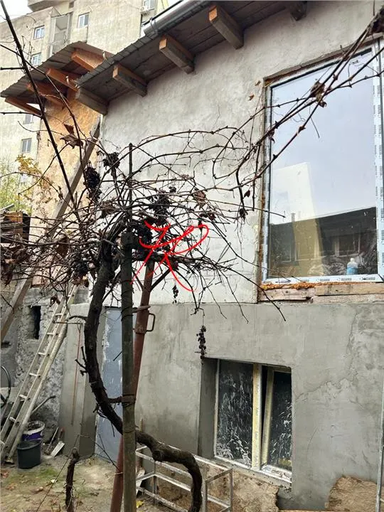 Vând casa bătrânească demolabila - foto 13