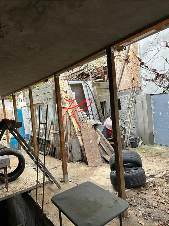 Vând casa bătrânească demolabila - foto 15