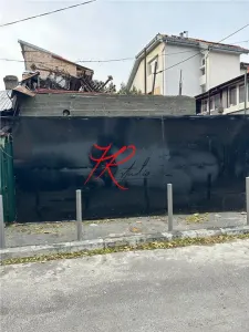 Vând casa bătrânească demolabila - foto 5
