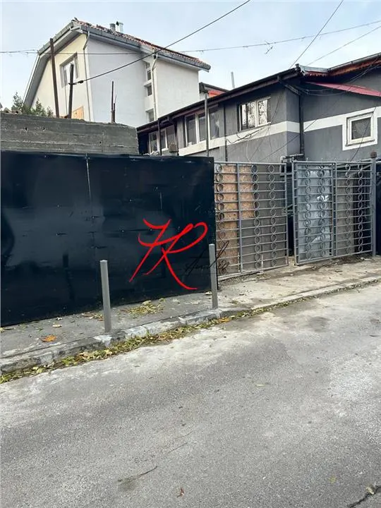 Vând casa bătrânească demolabila - foto 7