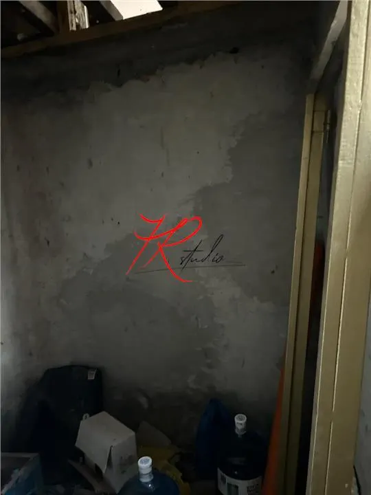 Vând casa bătrânească demolabila - foto 9