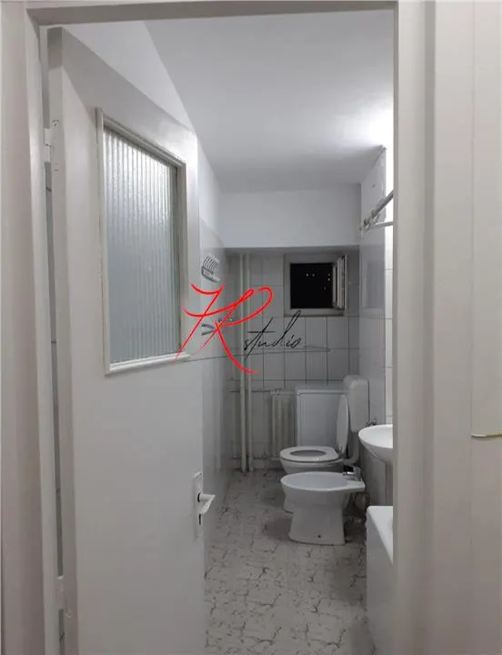 Vânzare apartament 4 camere Piața Victoriei - foto 13
