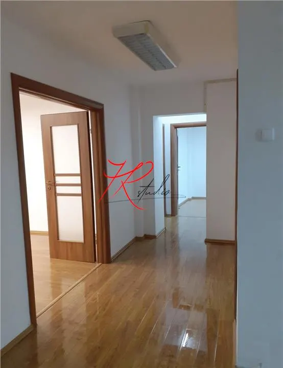 Vânzare apartament 4 camere Piața Victoriei - foto 15