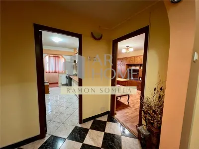 Vanzare apartament 4 camere, spatios, 9 mai, Ploiesti - foto 12