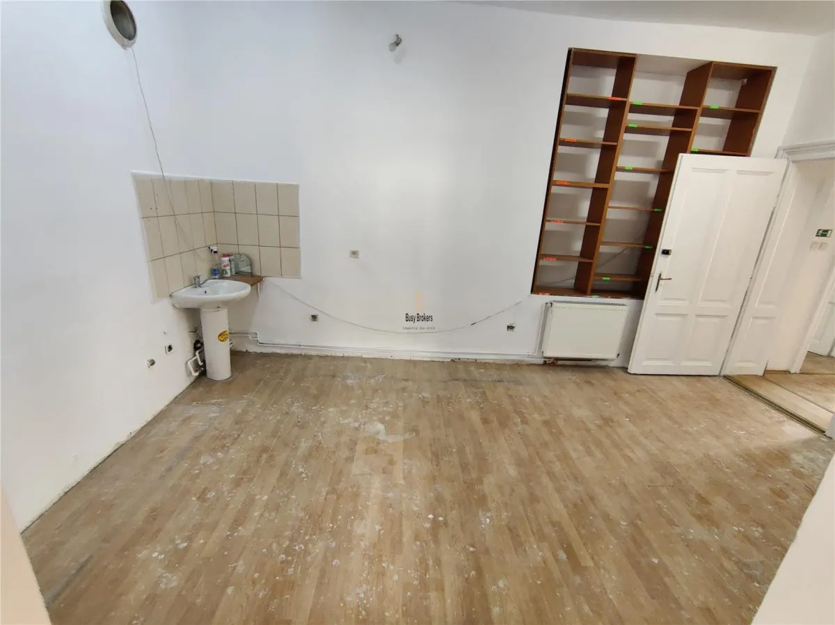 Spatii Birouri - 1200 mp - Zona Centrala - foto 12